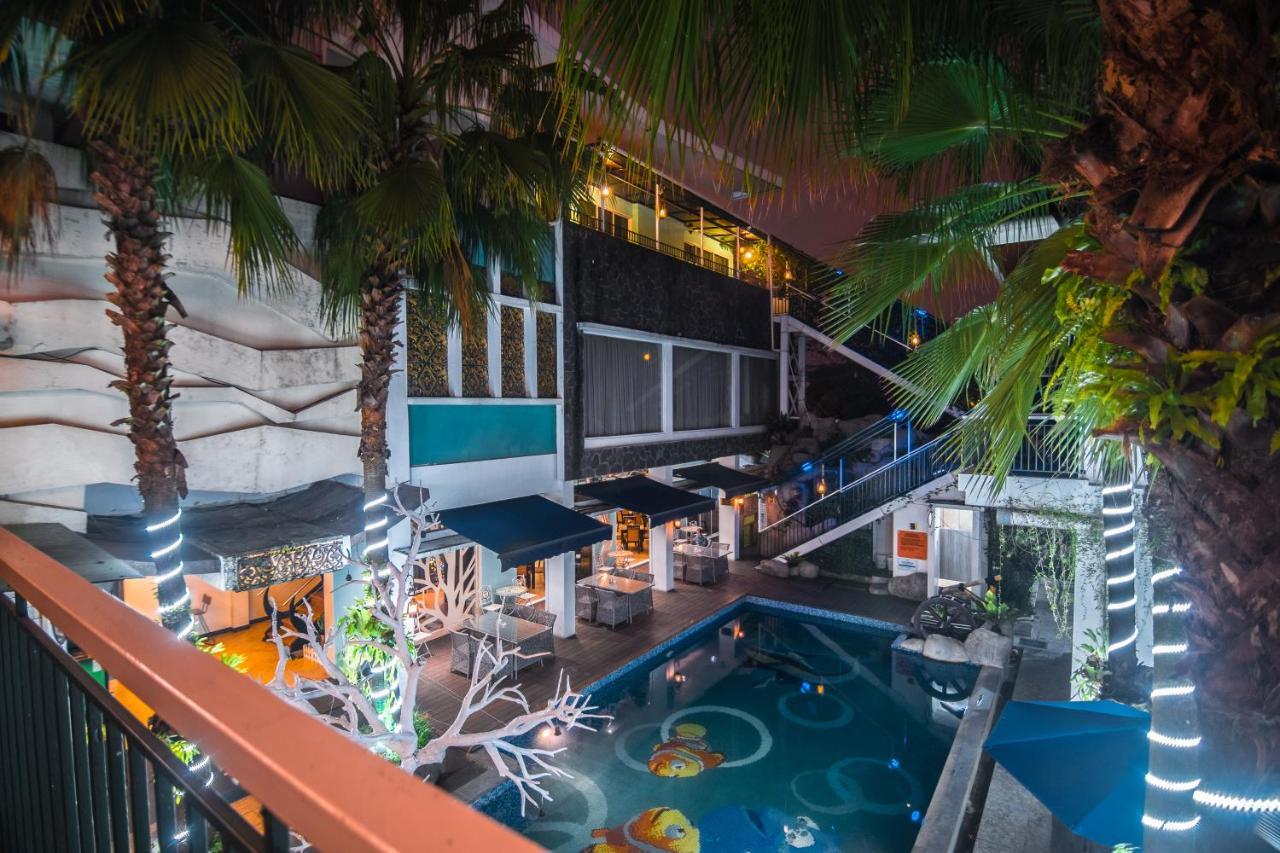 Oxville Hotel Padang  Extérieur photo
