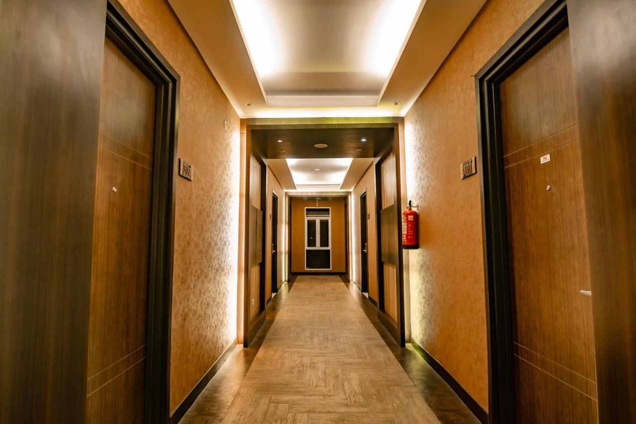 Oxville Hotel Padang  Extérieur photo